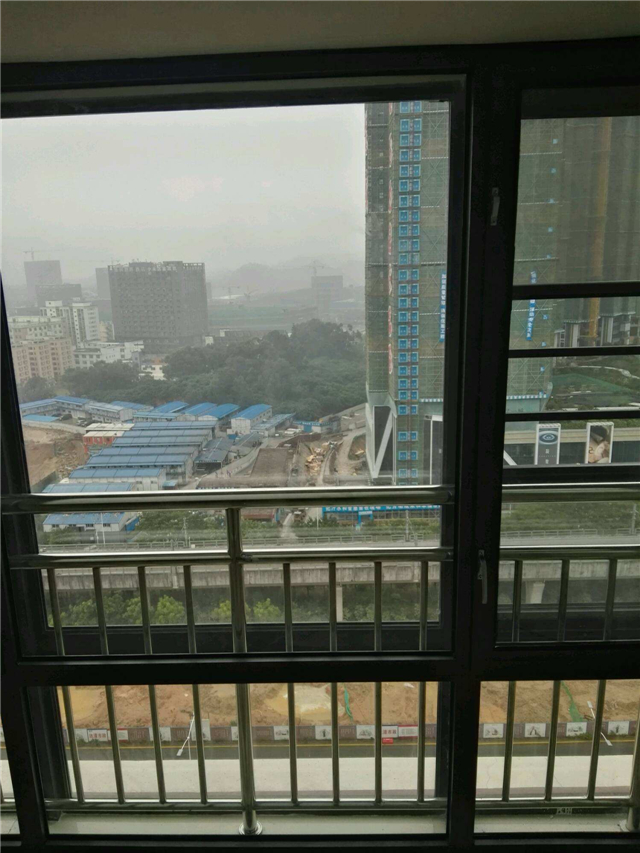 隔音窗户