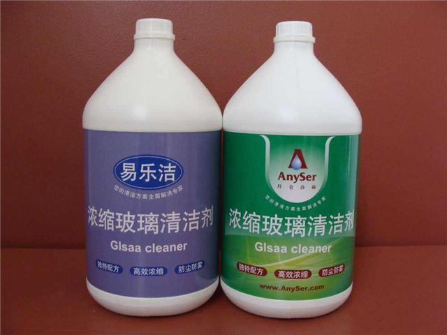 玻璃清洗剂