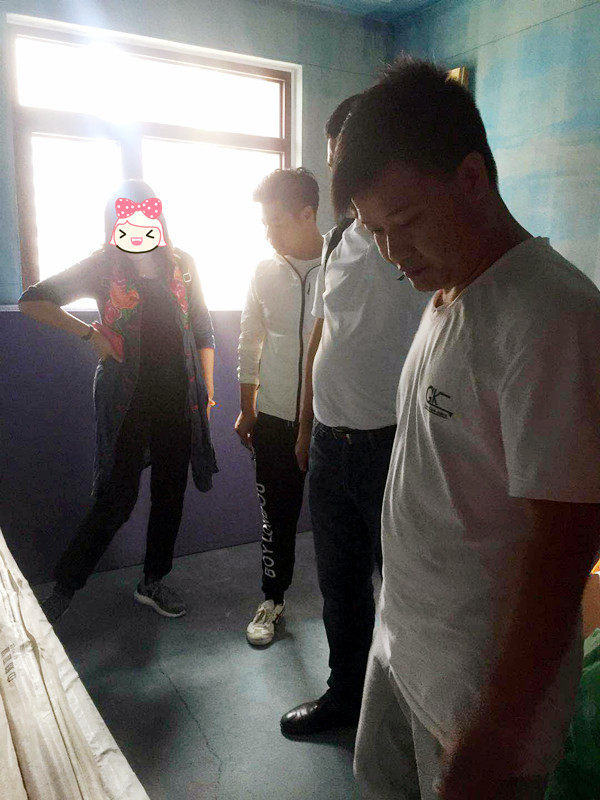 客厅