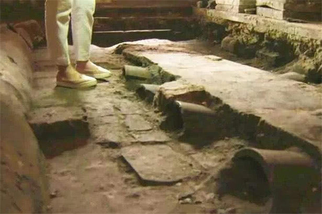故宫养心殿地暖管道被发现 揭开200年前帝王家取暖的秘密