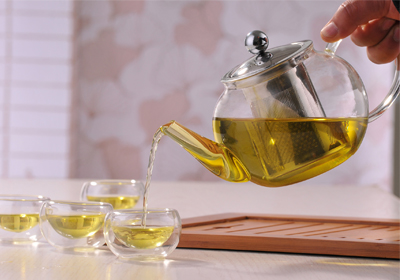 玻璃茶具去除茶垢，用这招有效