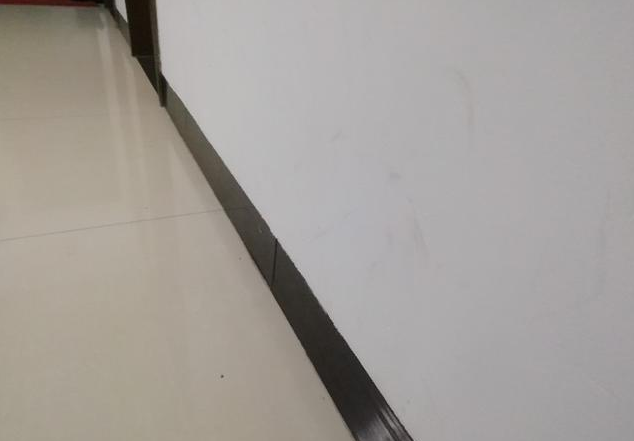 踢脚线 踢脚线