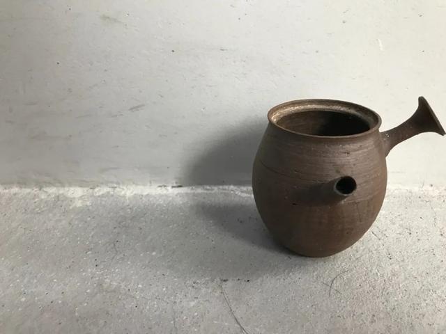踢脚线