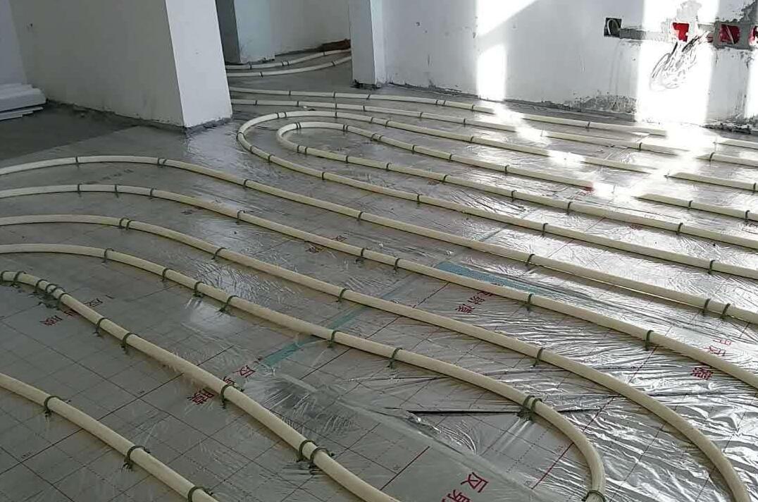 地暖与暖气片的差别 对比清楚后再装修吧! 地暖与暖气片的差别 对比清楚后再装修吧!