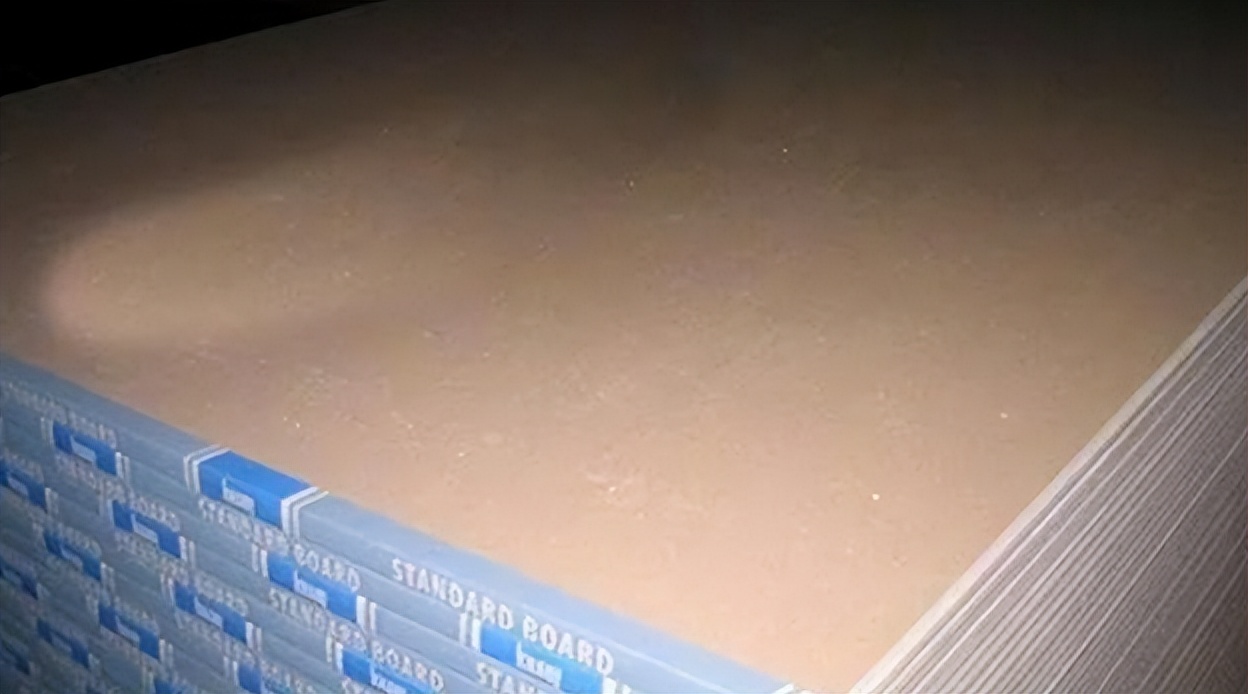 纸面石膏板怎么样 用作于吊顶更大气? 纸面石膏板怎么样 用作于吊顶更大气?