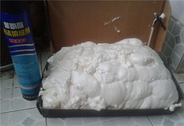 聚氨酯泡沫填充剂