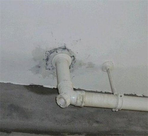 卫生间漏水 卫生间漏水