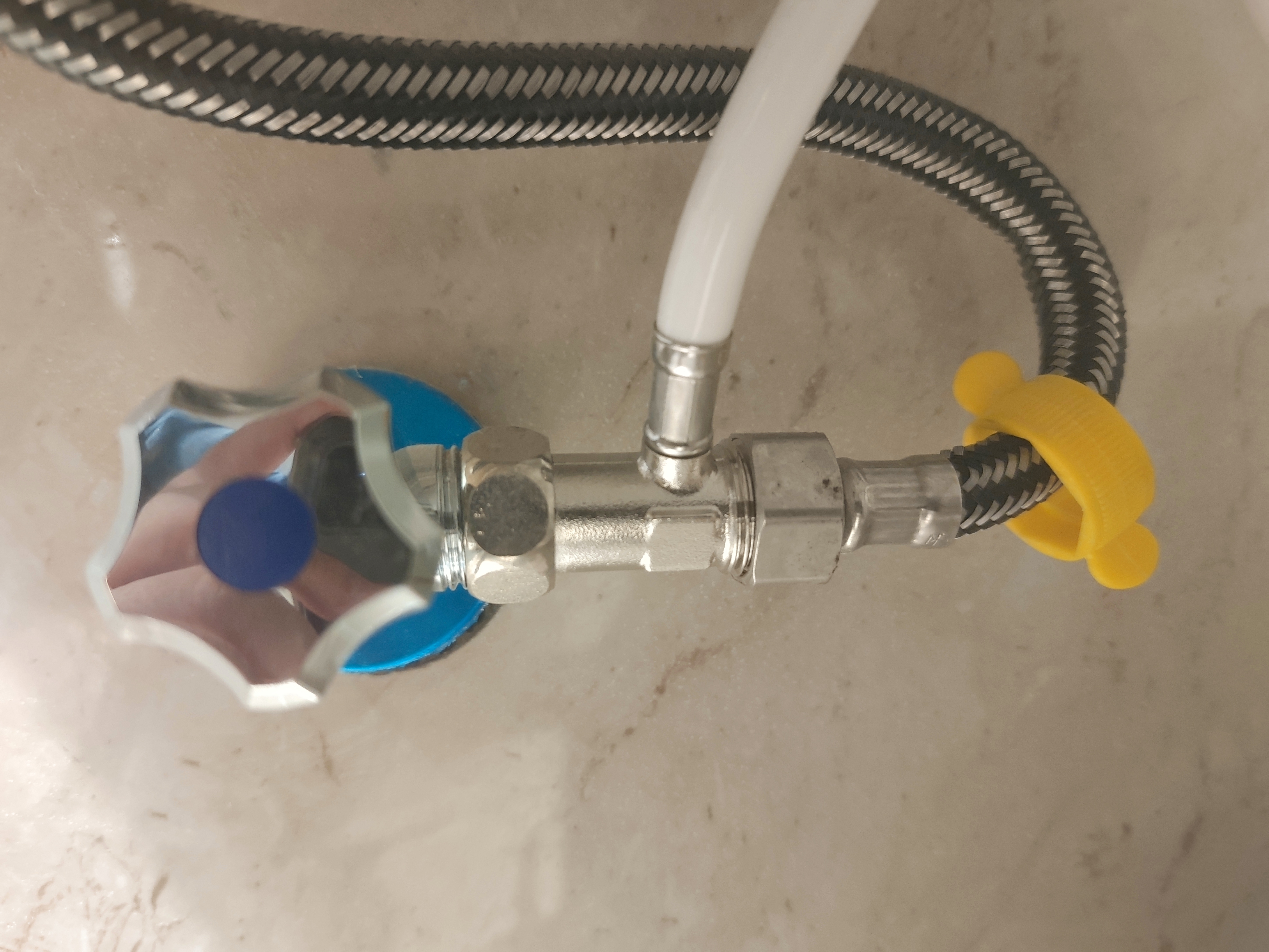 没预留水电怎么装智能马桶 说说处理方式满足大家求知欲 没预留水电怎么装智能马桶 说说处理方式满足大家求知欲