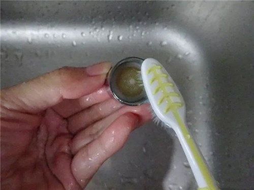 为什么水龙头出水小 水龙头出水常用解决方法