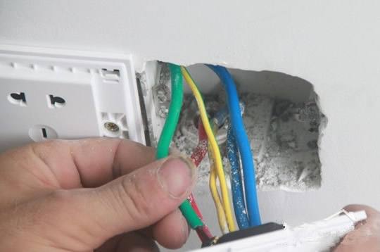 开关插座安装高度与开关插座的尺寸
