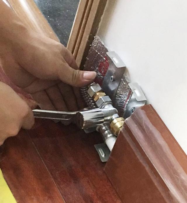 踢脚线暖气片好用吗