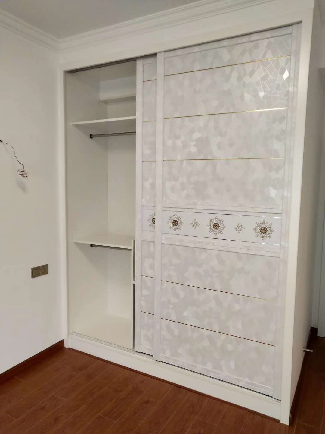 中航城