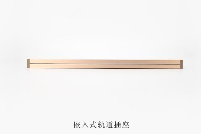 新房装修你们还在用老式插座吗 现在都流行这种插座了