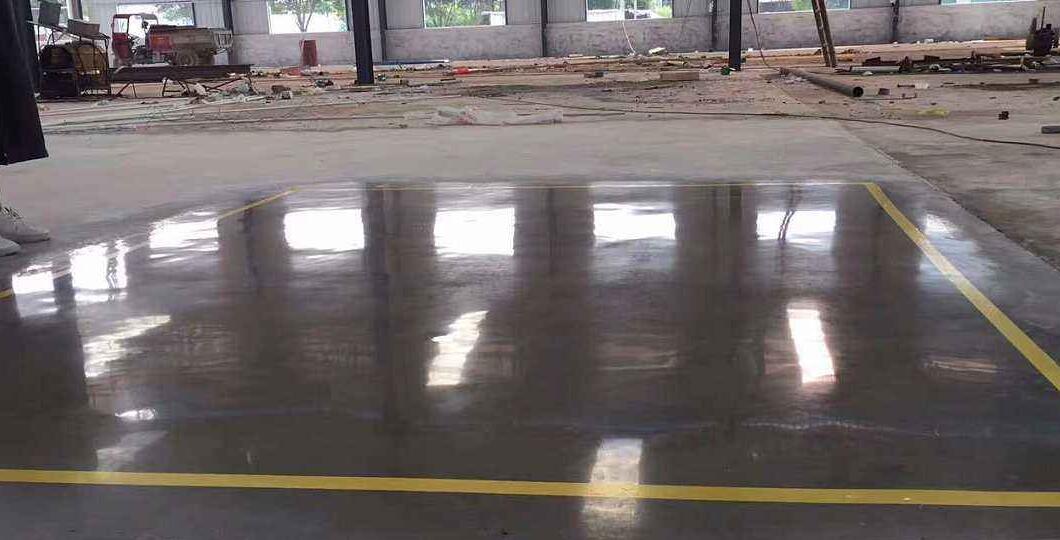 水泥地面固化抛光的优点 水泥地面如何打磨抛光