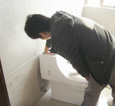 如何自己安装马桶 如何自己安装马桶