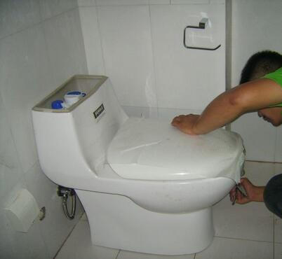 如何自己安装马桶 如何自己安装马桶