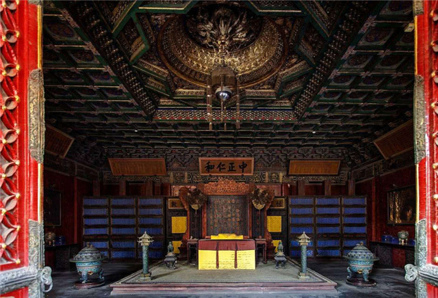 故宫养心殿地暖管道被发现 揭开200年前帝王家取暖的秘密