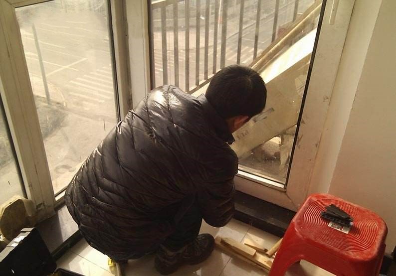 断桥铝窗户漏风怎么办 断桥铝窗户漏风怎么办