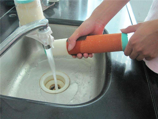 净水器怎么清洗