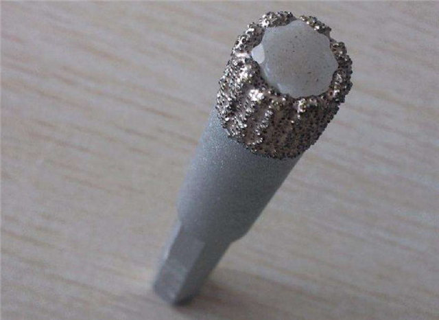 瓷砖打孔用什么钻头