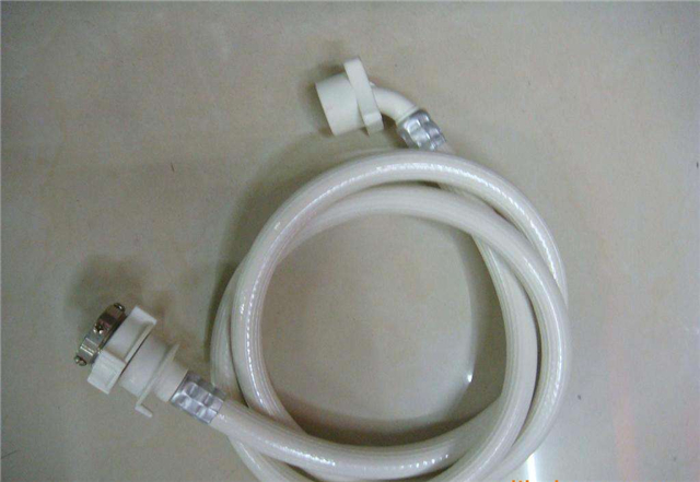 洗衣机进水管怎么安装