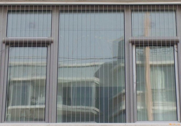 隐形防护网