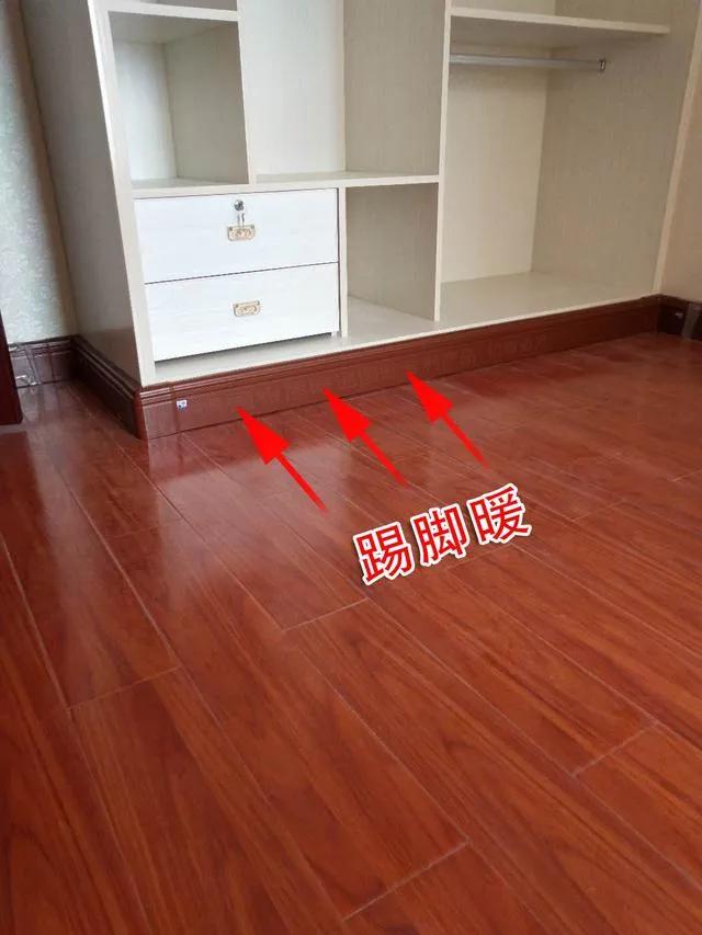 暖气片和地暖快被淘汰了,新的取暖方式却是这么不起眼……