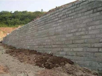 重力式挡土墙设计 重力式挡土墙施工方案