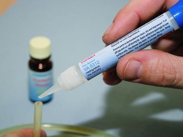 装修中用哪种粘合剂?装修中哪种胶水