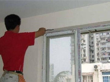 窗帘安装方法是怎样的 如何把窗帘安装得美观又牢固