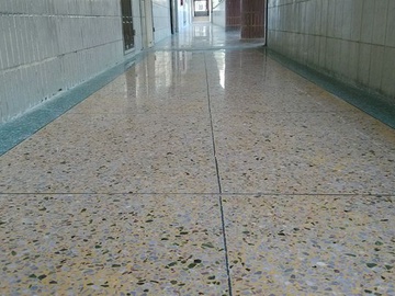 水磨石地坪价格是多少 水磨石地坪施工