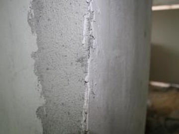 原屋的腻子粉该不该铲除？