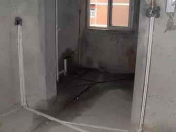 一天320块请师傅 这水电改造工艺很标准