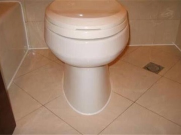 家里填缝用塑钢泥还是玻璃胶 看完再来选购